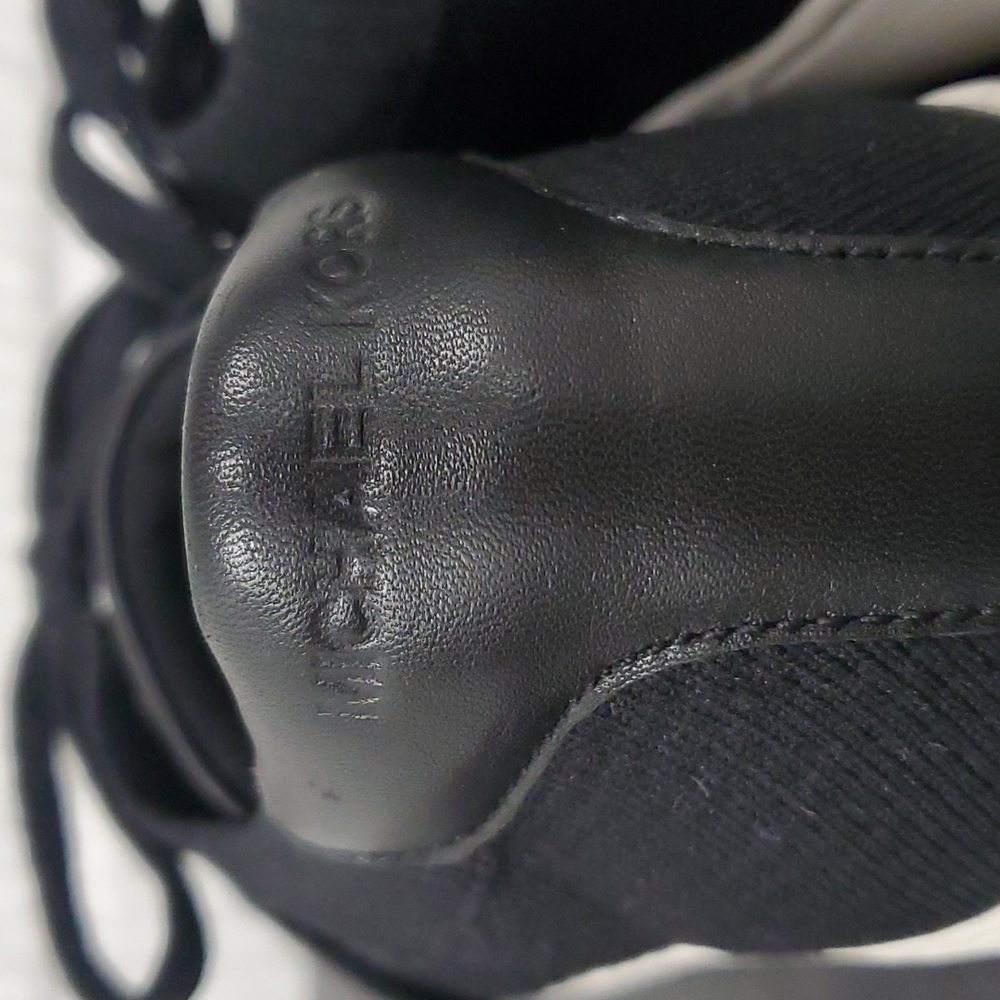 Michael Kors Skyler Knit Low-Top Sneakers, Black Size 9.5 - Picture 4 of 8